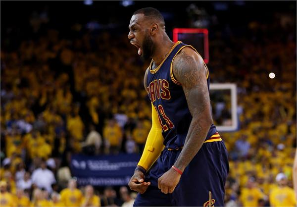 NBA焦点战，骑士对勇士，今日比分揭晓
