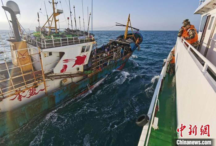 福建海警送返4名台湾省籍渔船船员 福建海警送返4名台湾省籍渔船船员
